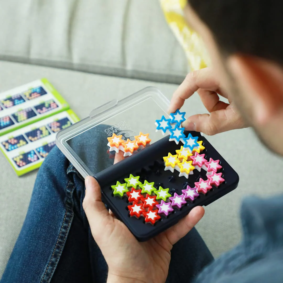 SmartGames IQ Stars Travel Logic Game Ages 6 & Up, 120 Challenges - Image 4