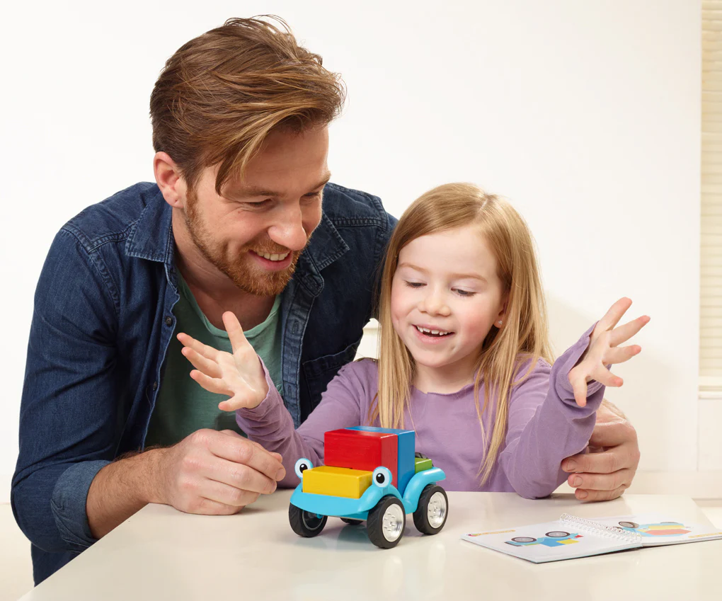 Smart Car 5x5 Wooden Puzzle Game and Toy for Ages 4+ - Image 6